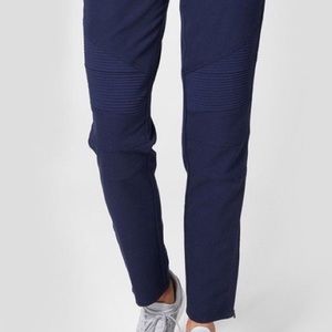 women's Kanye - Moto Scrub Pants - M / Navy